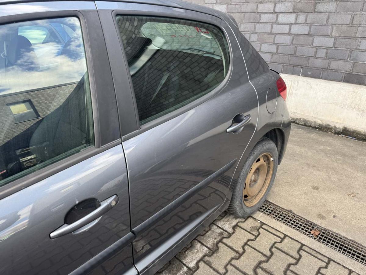 Peugeot 207 original T&uuml;r hinten links KTH Thorium Grau 5-T&uuml;rer Rohbau Bj.2010